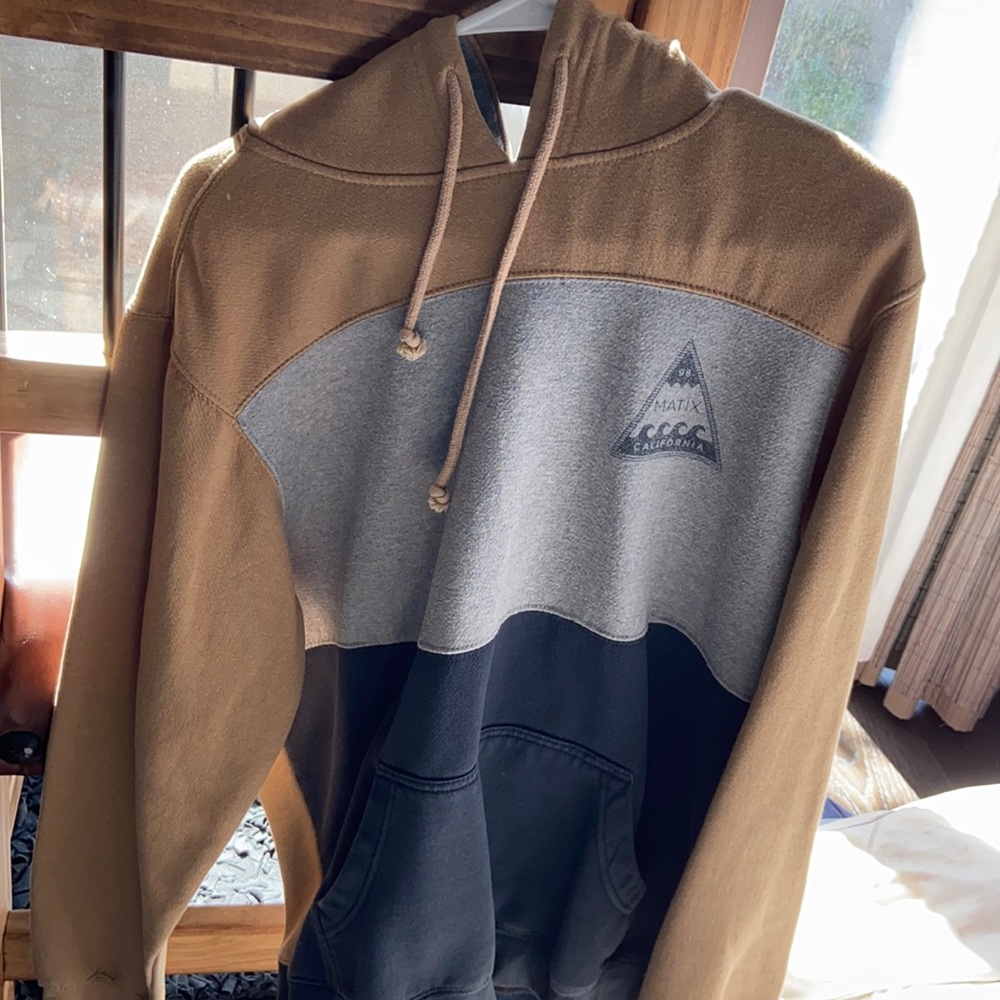 Matix Sweater Large